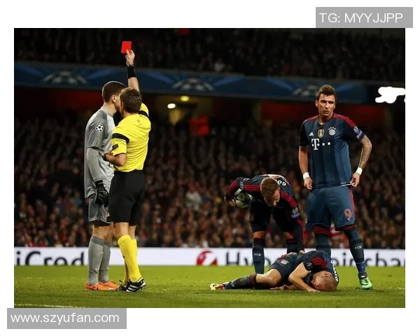 深入解析足球罚牌规则及其对比赛的影响与应用 深入解析足球罚牌规则及其对比赛的影响与应用